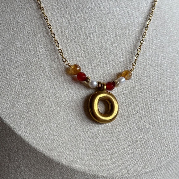 Initial charm necklaces (A-Z) - Picture 7 of 10